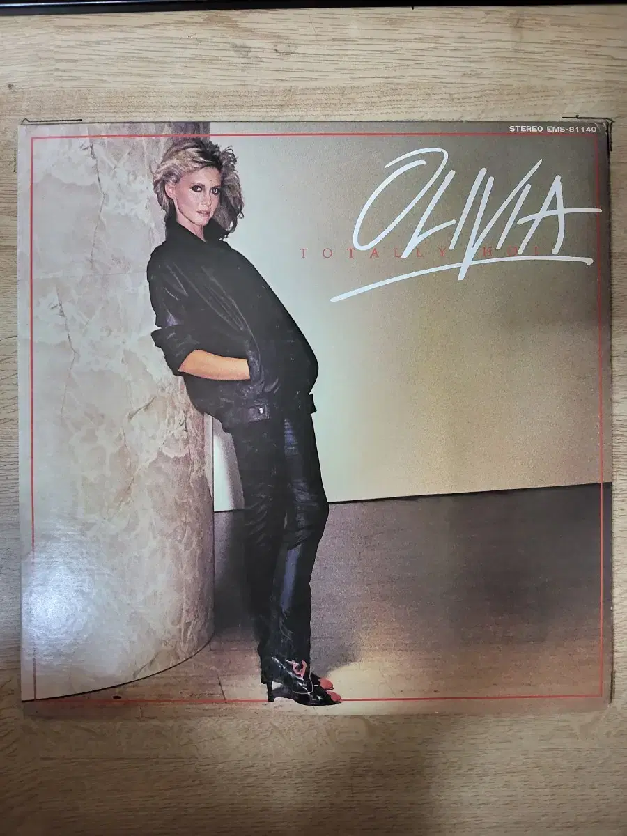 OLIVIA NEWTON JOHN 음반 t (LP 턴테이블 오디오 앰프